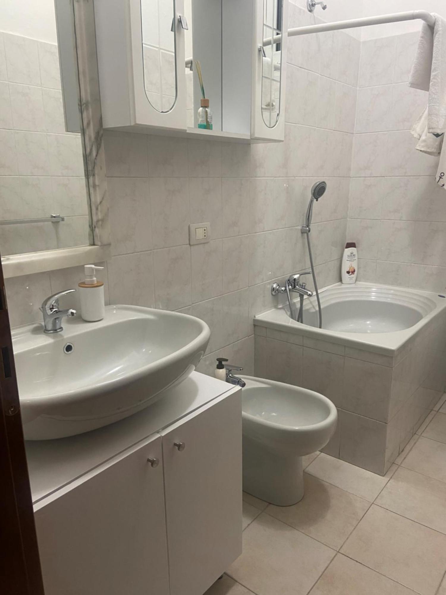 La Casa Di Carlotta Apartment Ceparana ภายนอก รูปภาพ